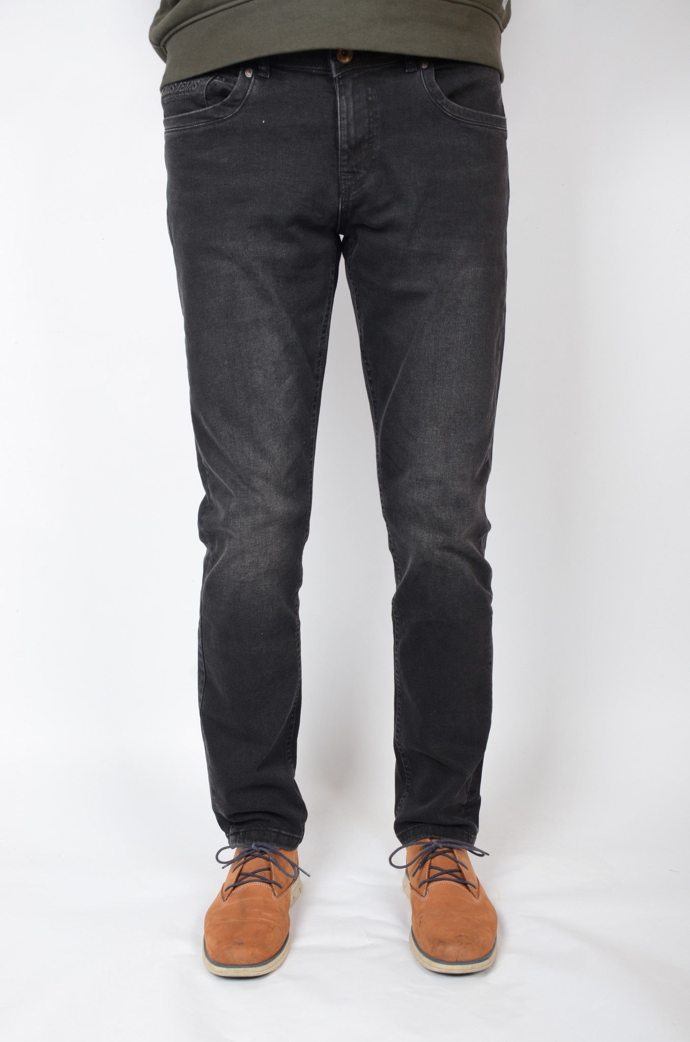 DOUGLAS Black Used (41)