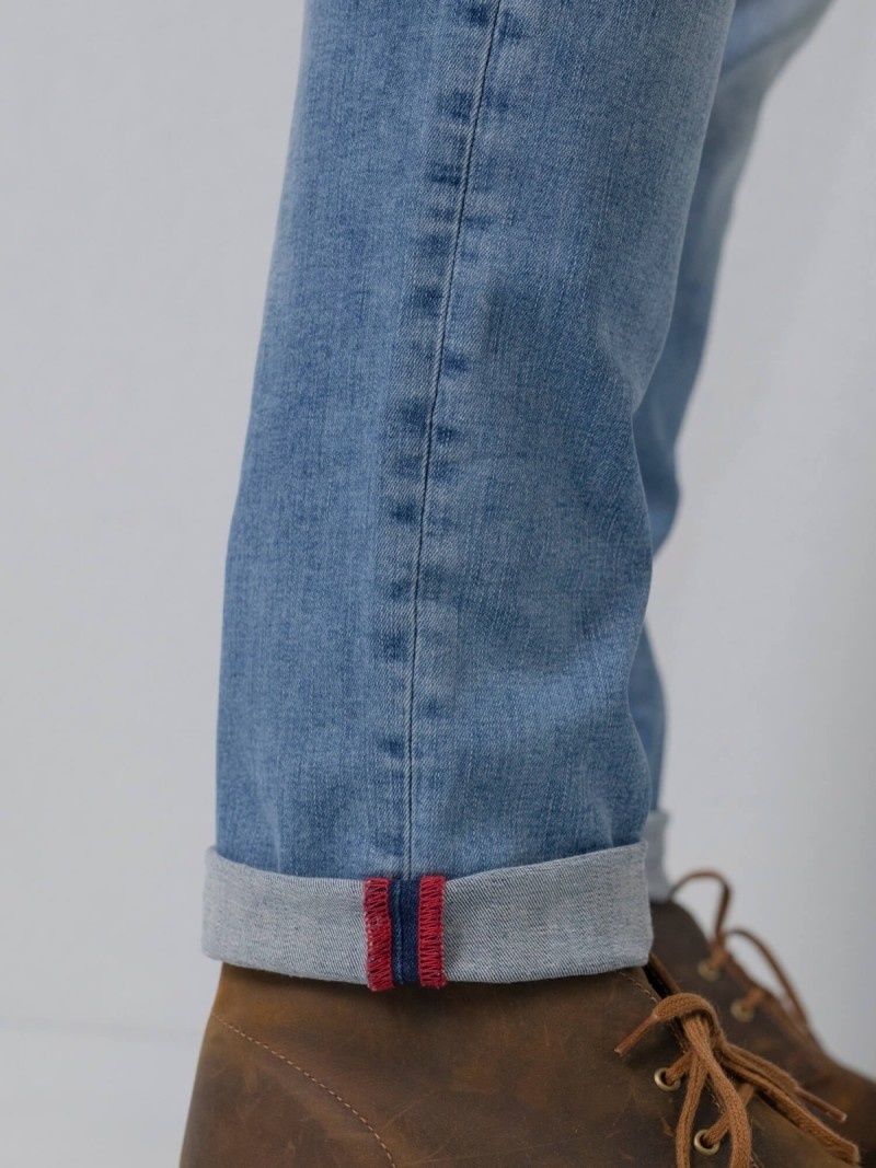 RUSSEL - Men Denim Tapered (5701 Light used)