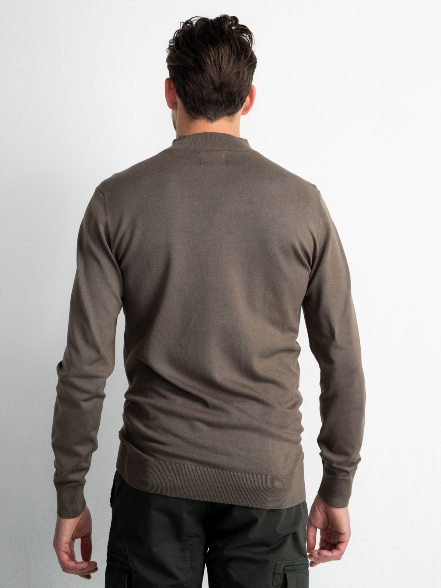 M-3020-KWC258 - Men Knitwear Collar Basic (7114 Dark Wood)