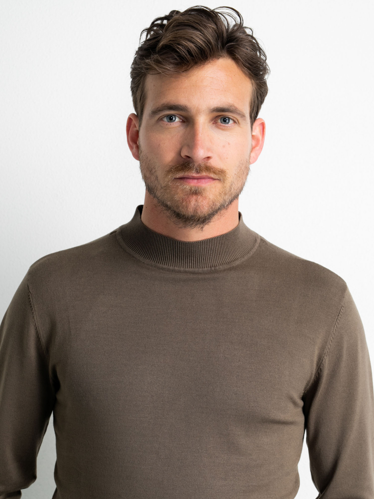 M-3020-KWC258 - Men Knitwear Collar Basic (7114 Dark Wood)