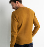 Petrol M-3020-KWR238 - Men Knitwear Round Neck Basic (7121 Dark Gold)