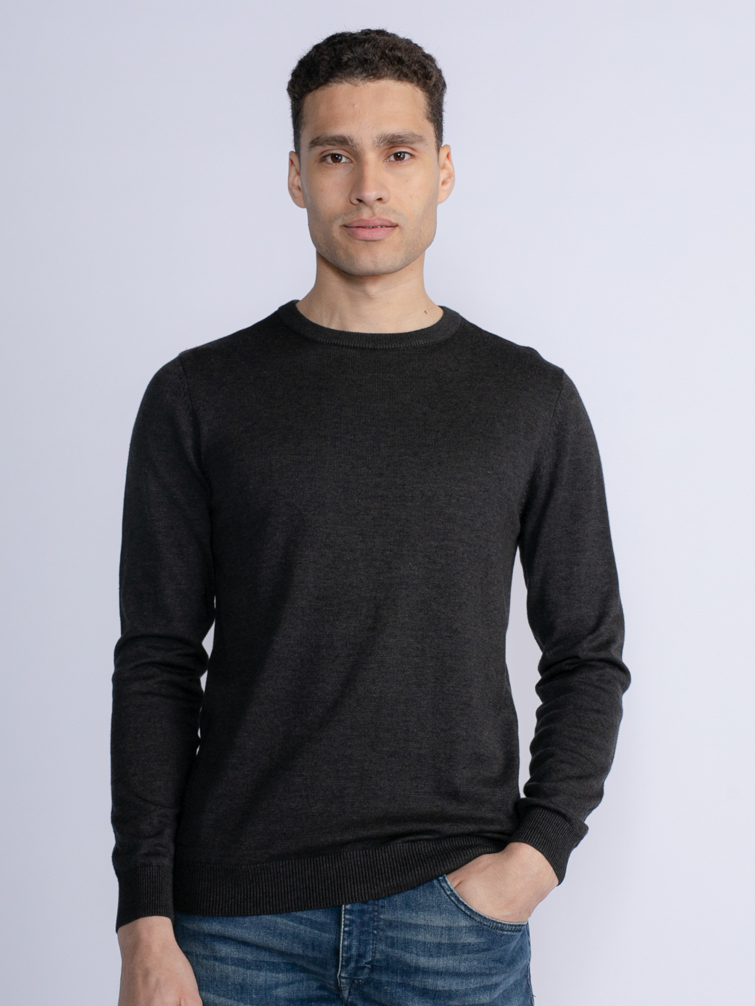 Petrol M-3030-Kwr201 - Men Knitwear Round Neck Basic (9091 Dark Black)