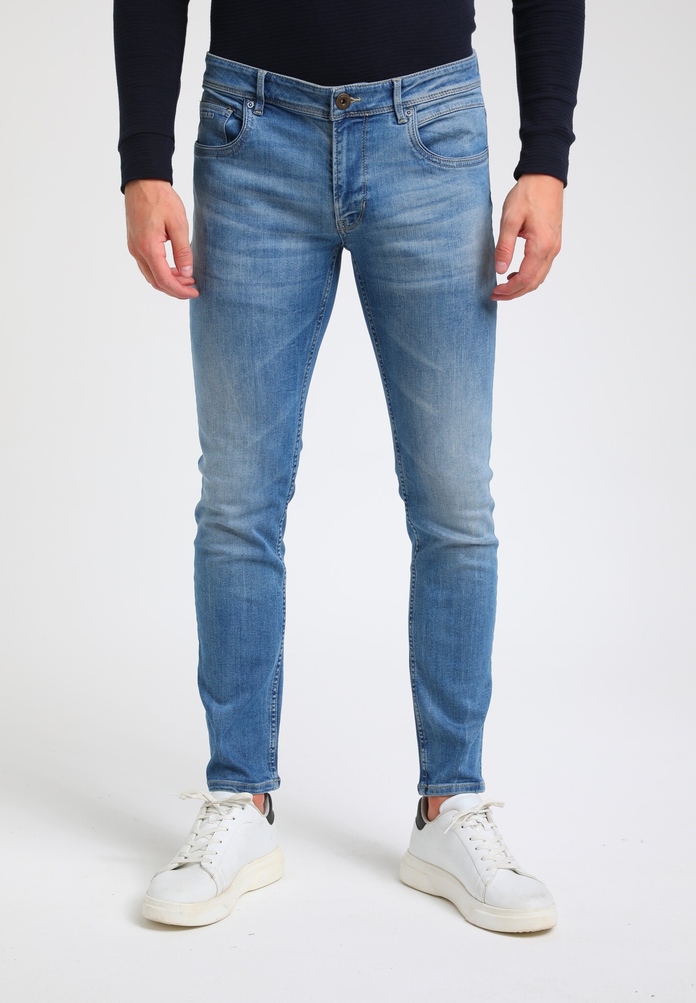 823791 Pacific Slim (Bleach 915)