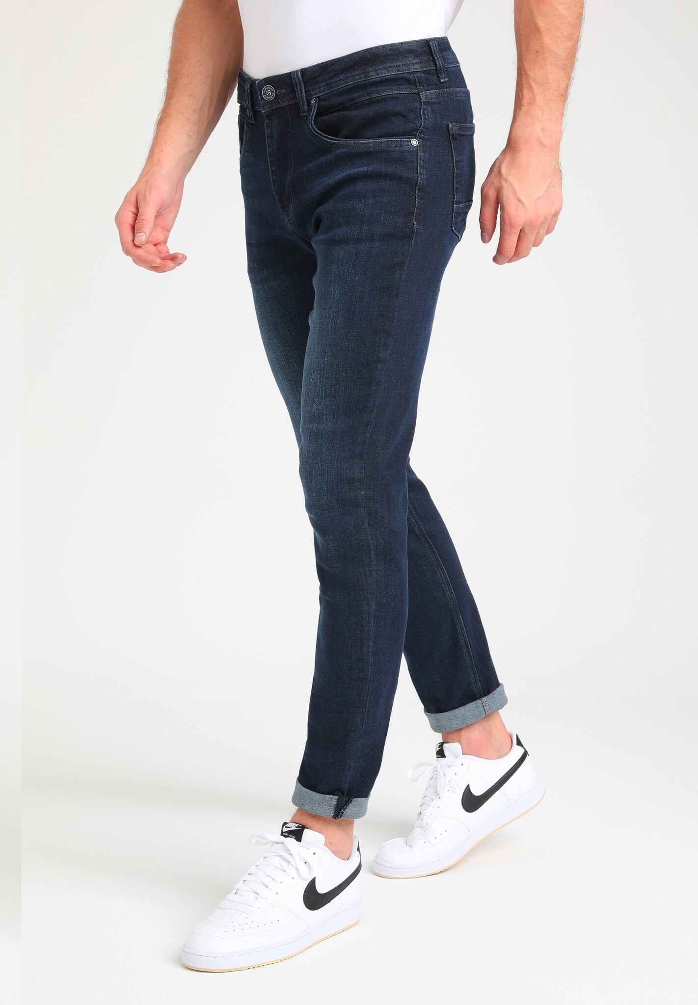 823789 Pacific Slim (Dark Blue 920)