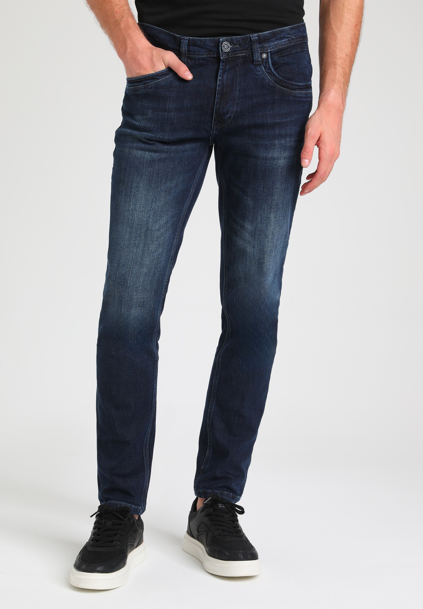 823523 Atlantic Regular (Dark Blue 920)