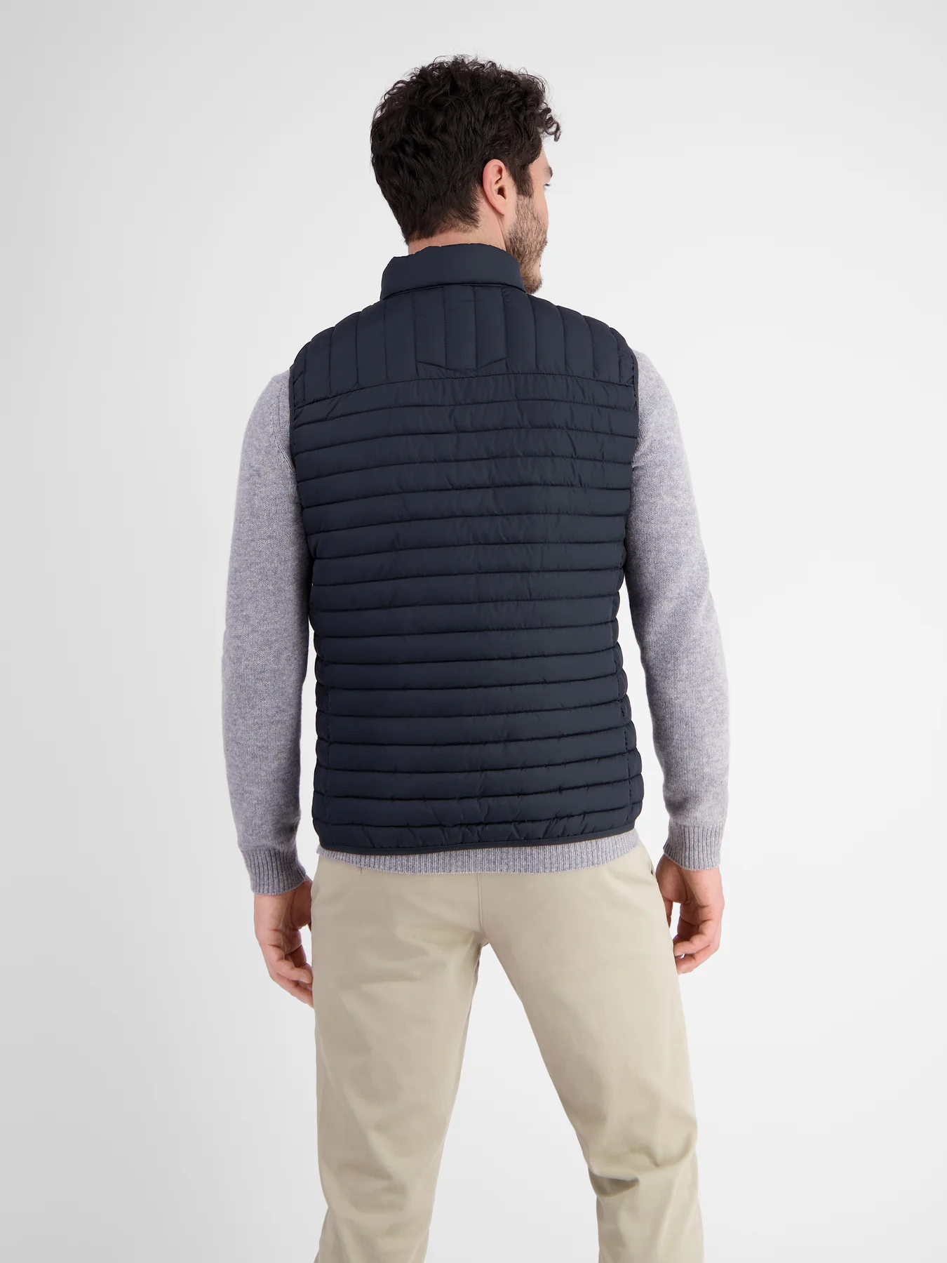 2007341 LICHTGEWICHT VEST (485 CLASSIC NAVY)