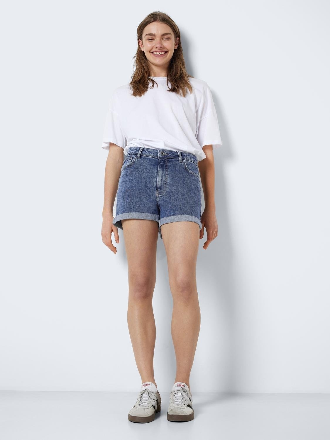 NMMONI HW SHORTS AZ360 BL NOOS MID BLUE DENIM