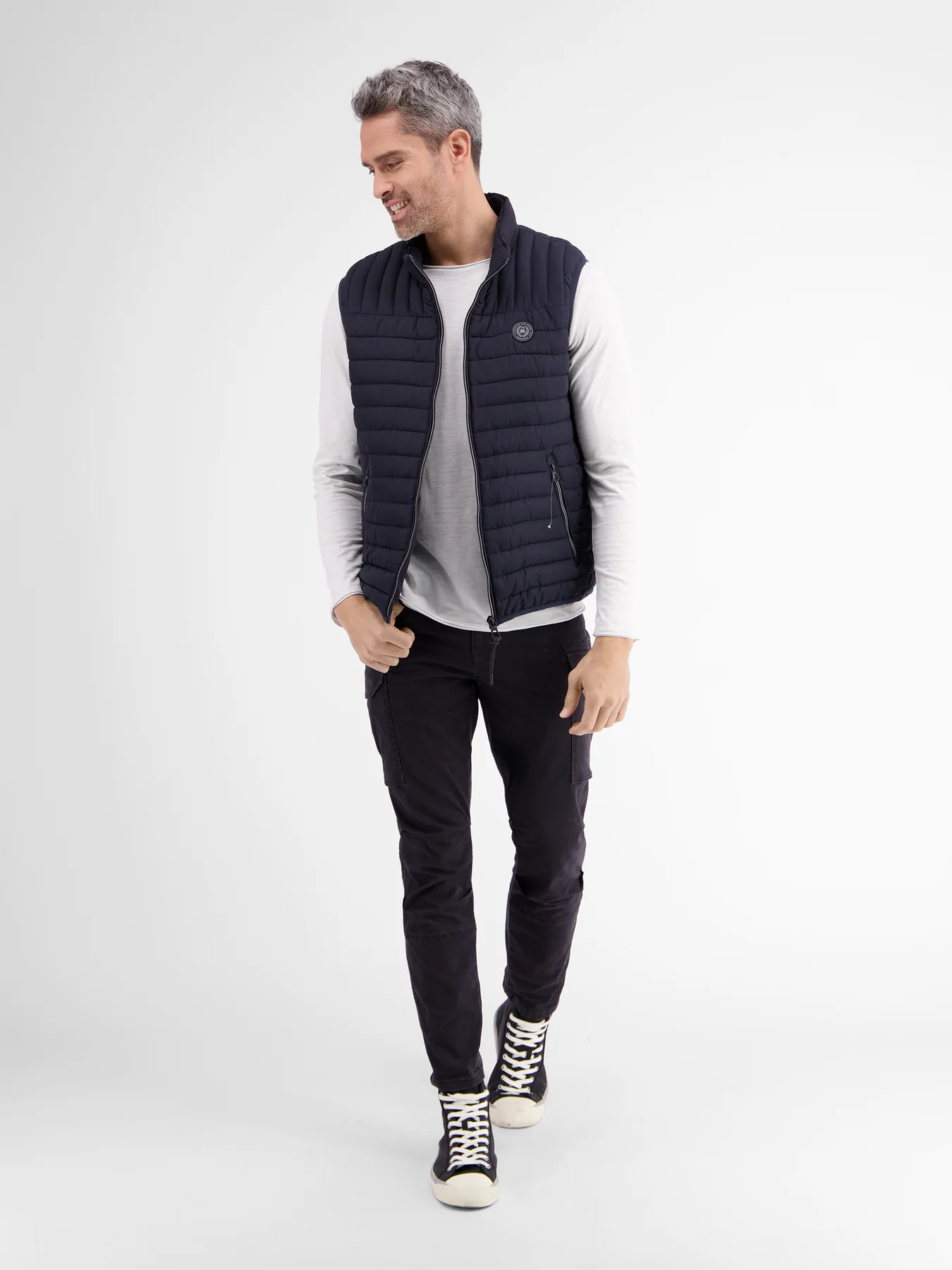 2009116 CARGOBROEK FRASER (289 DARK GRAPHITE)