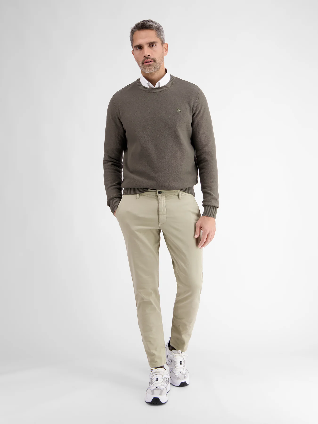 2009166 CHINO MICROSTRUCTUUR SLIM FIT (707 SOFT STONE)