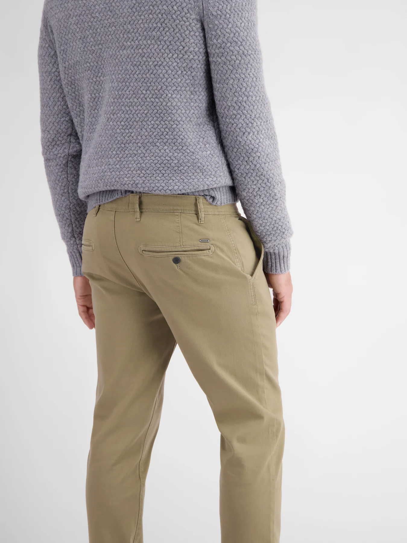 2009166 CHINO MICROSTRUCTUUR SLIM FIT (730 SOFT BEIGE)