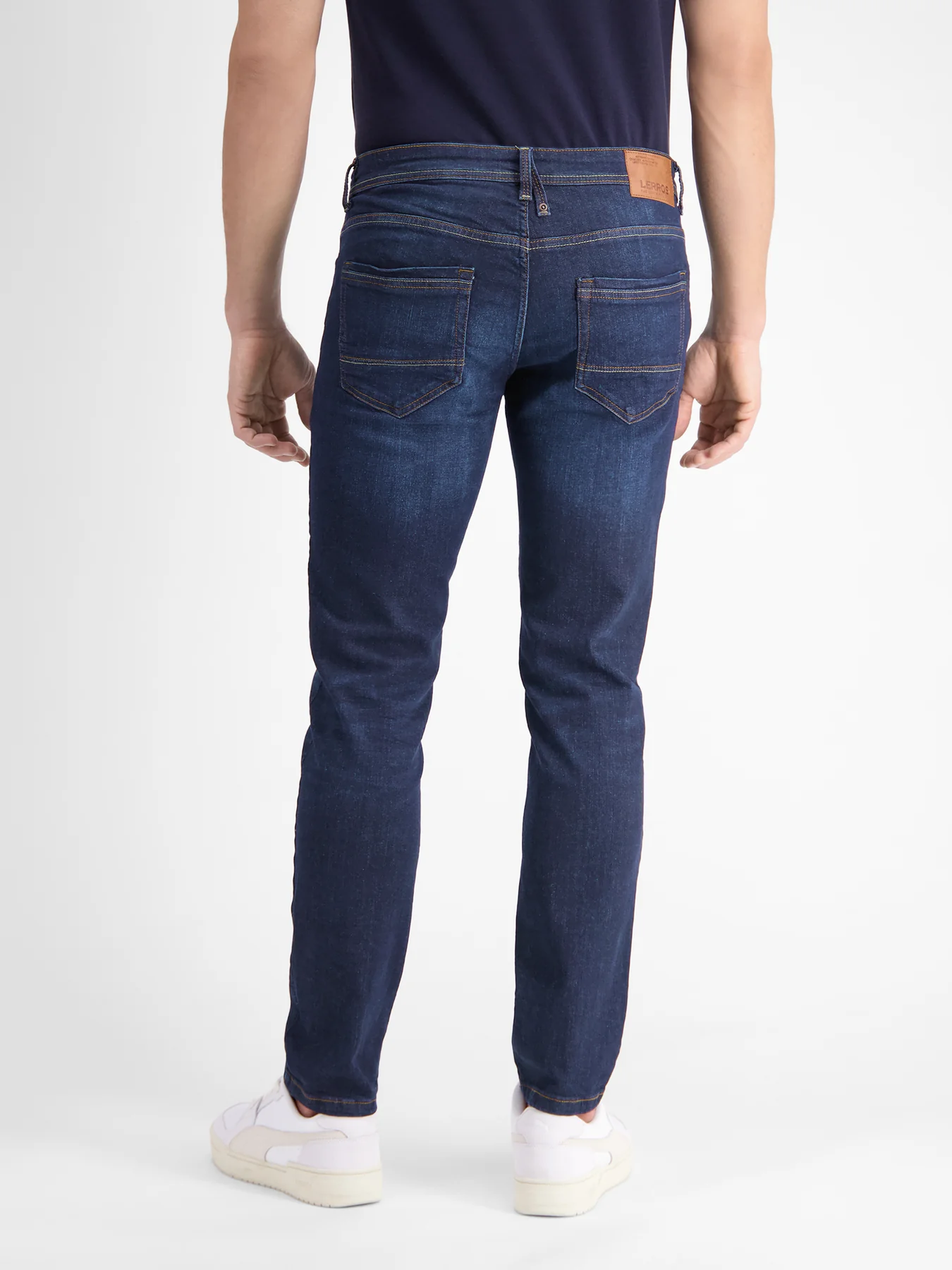 2009320 CONLIN STRETCHDENIM SLIM FIT (495 DARK BLUE)