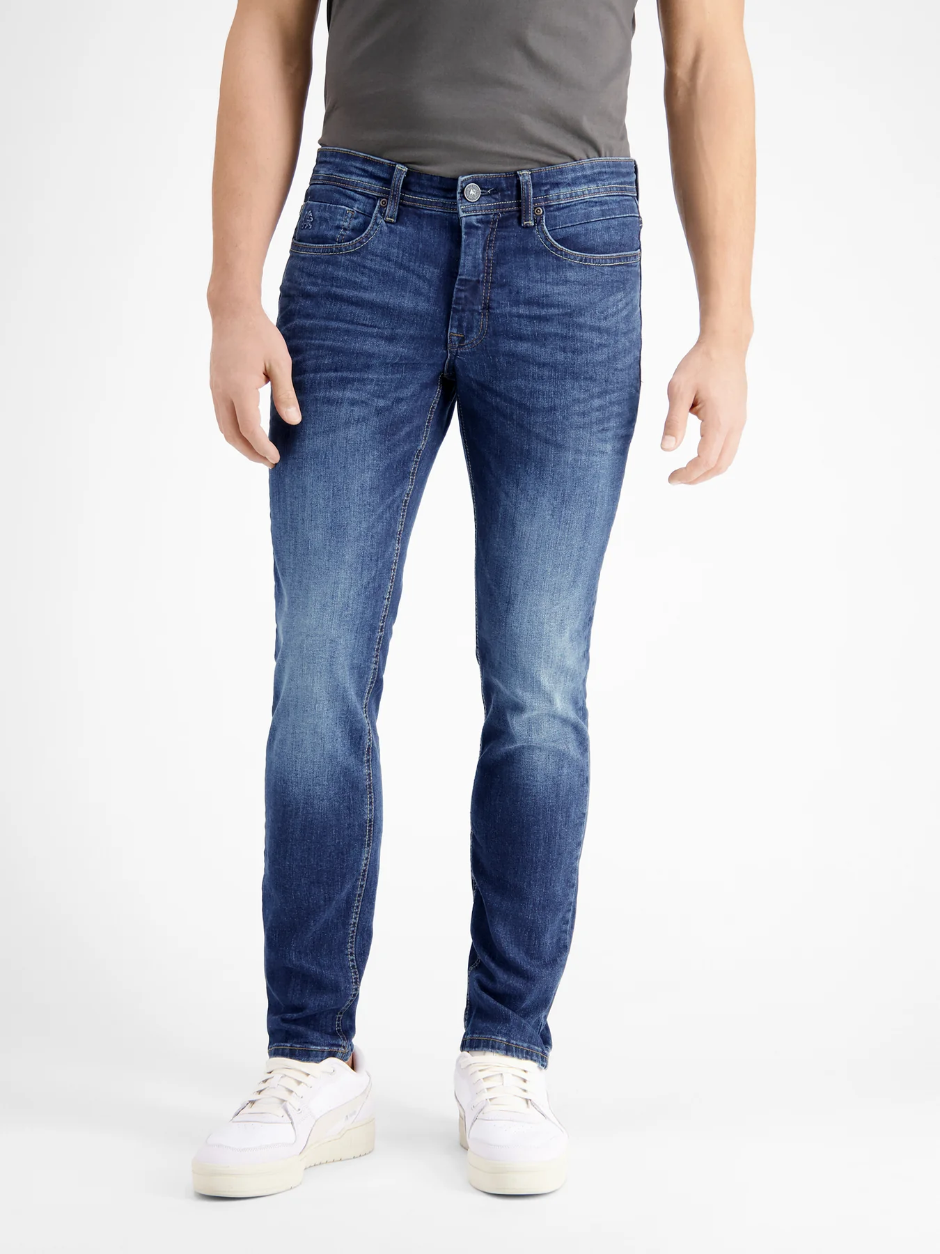 2009320 CONLIN STRETCHDENIM SLIM FIT (485 CLASSIC NAVY)
