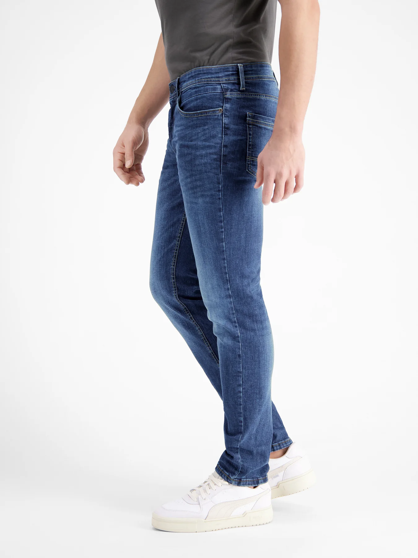 2009320 CONLIN STRETCHDENIM SLIM FIT (485 CLASSIC NAVY)