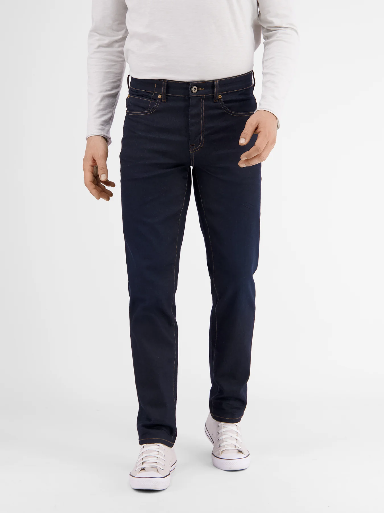 2009356 CONLIN STRETCHDENIM SLIM FIT (496 DEEP BLUE)