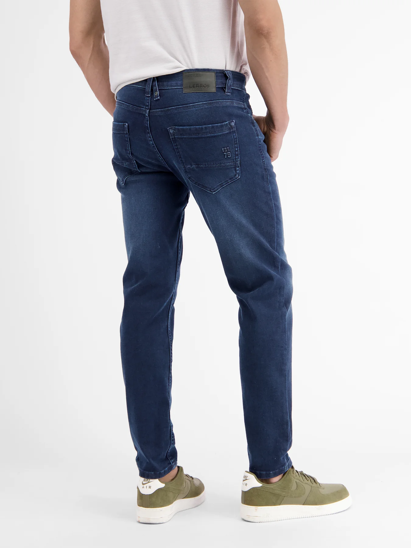 2009362 CRIMSON STRETCHDENIM SLIM FIT (495 DARK BLUE)