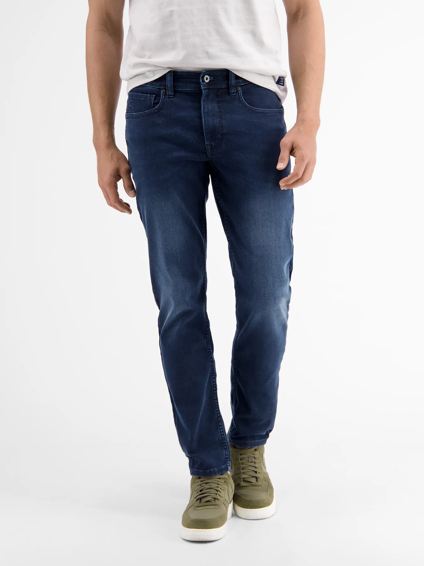 2009362 CRIMSON STRETCHDENIM SLIM FIT (495 DARK BLUE)