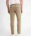 23D9114 CHINO IN HYPERFLEX STRETCHKWALITEIT (730 SOFT BEIGE)