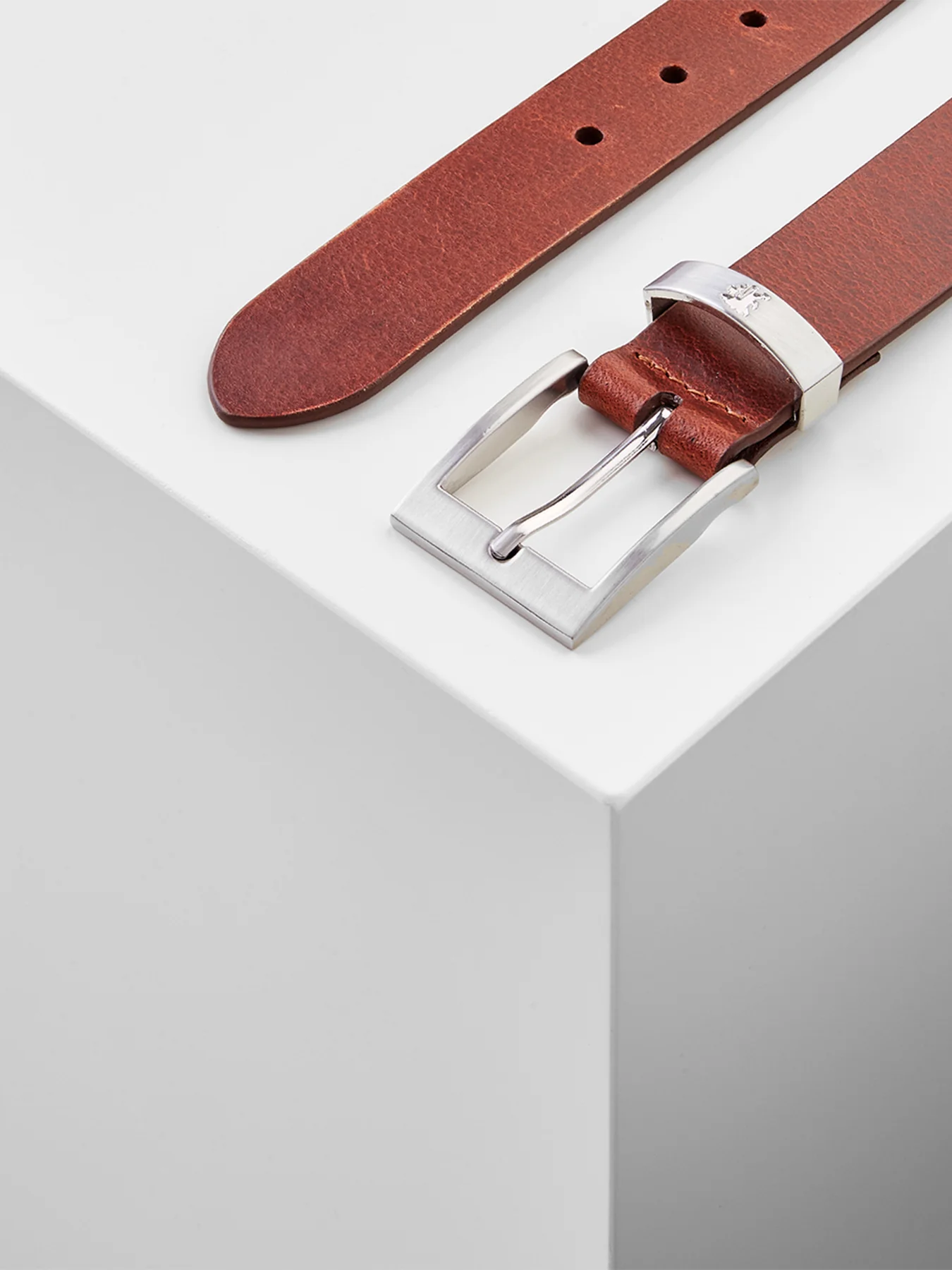 5003007 RIEM MET METALEN ELEMENTEN (740 COGNAC)