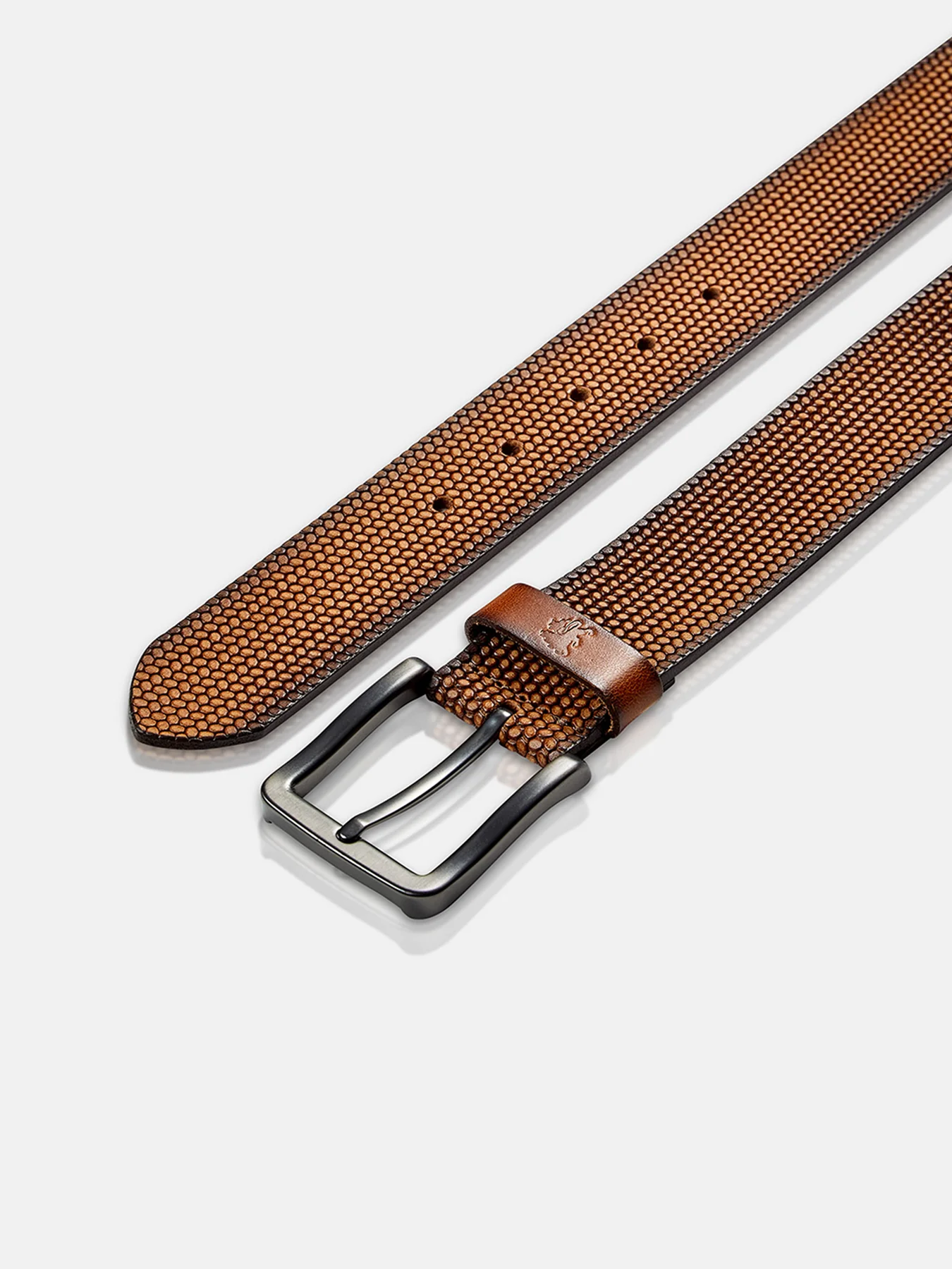 Lerros 5003009 RIEM *LEWIS* VAN BUFFELLEER MET RELIËF (740 COGNAC)