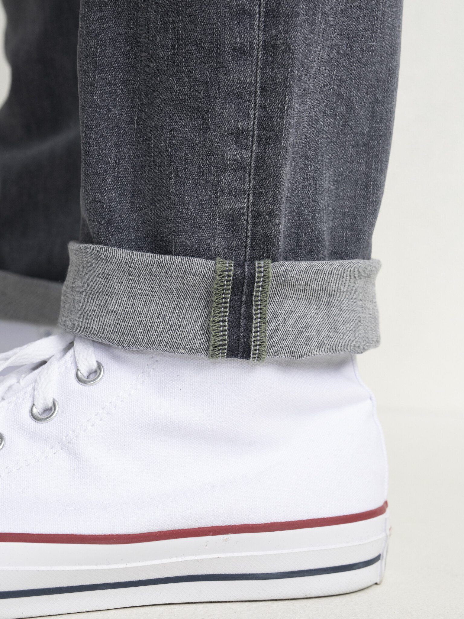 SEAHAM-FUTUREPROOF (9700 Grey)