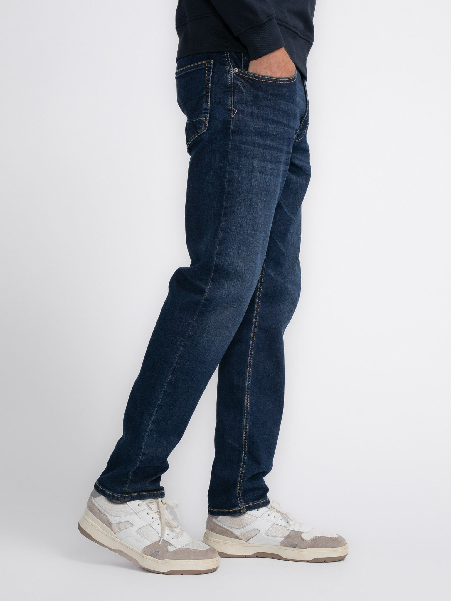 RUSSEL-CLASSIC - 5806 Dark Stone