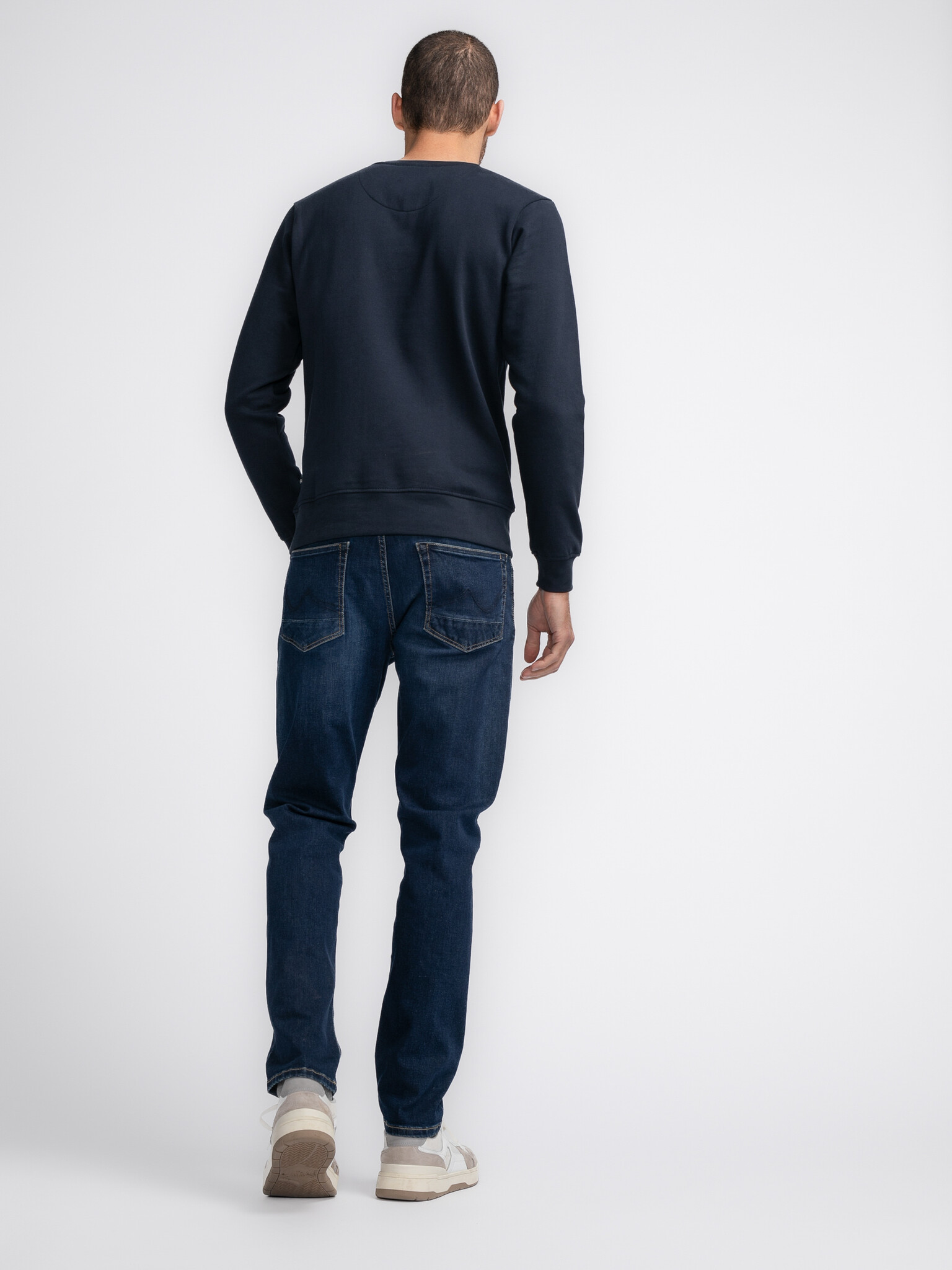 RUSSEL-CLASSIC - 5806 Dark Stone