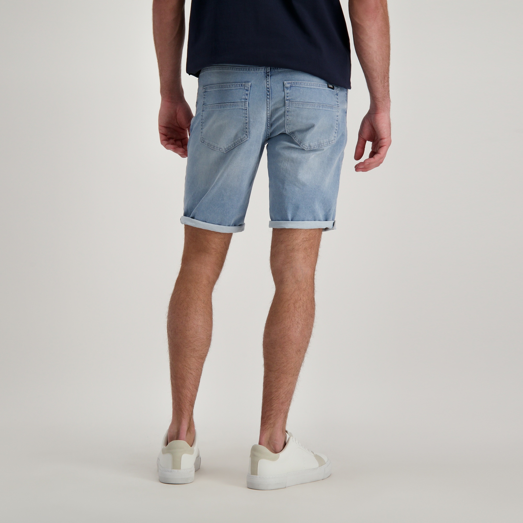 FALCON SHORT bleached used