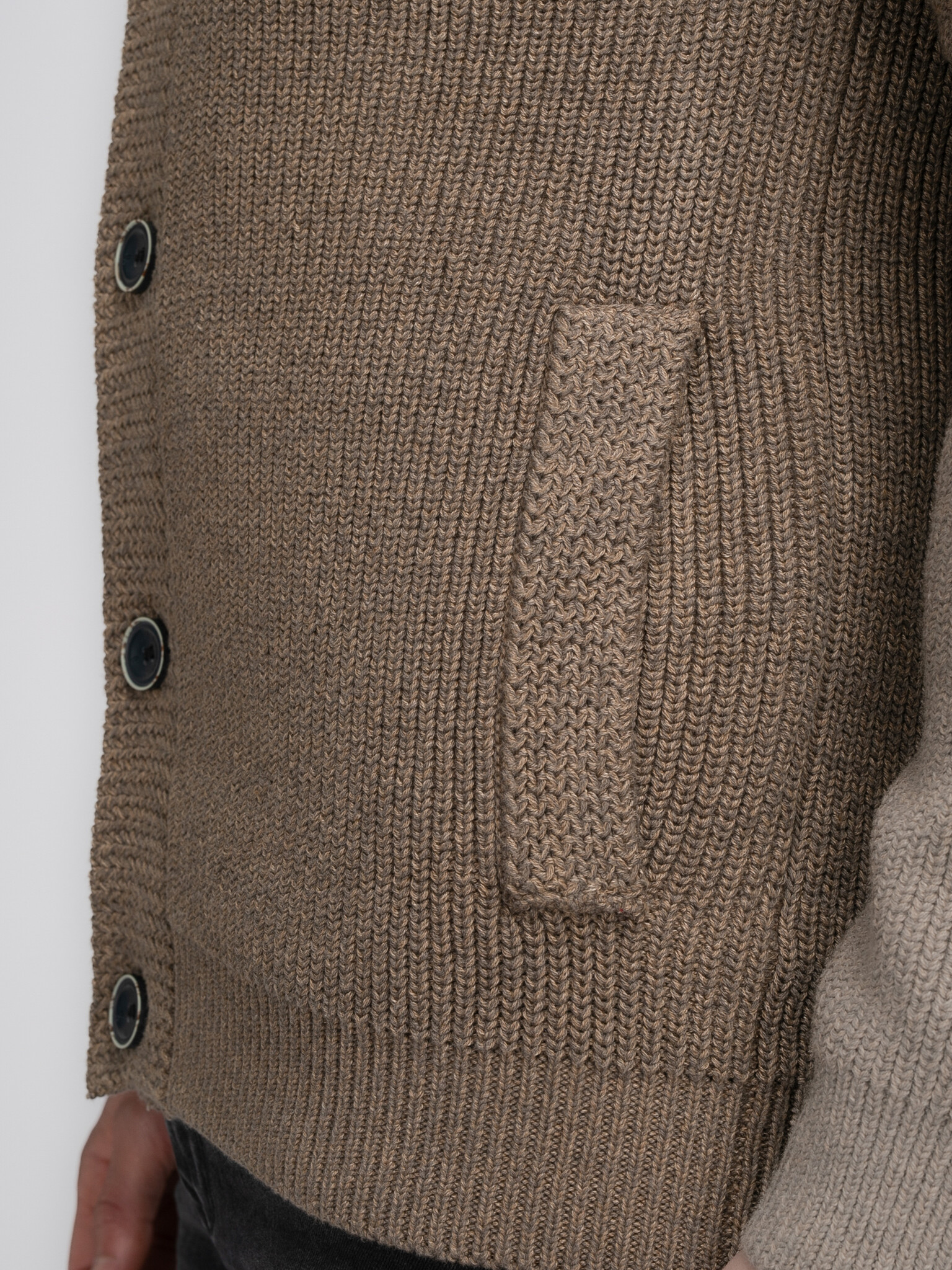 M-3040-KWC282 Men Knitwear Collar Cardigan (7140 Oak)