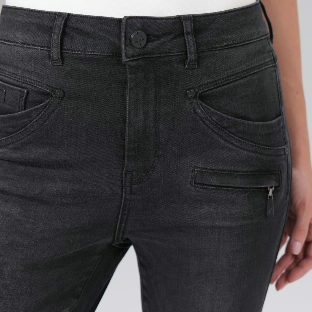 SUZY BLACK COATED-COTTON SLIM-FIT JEANS