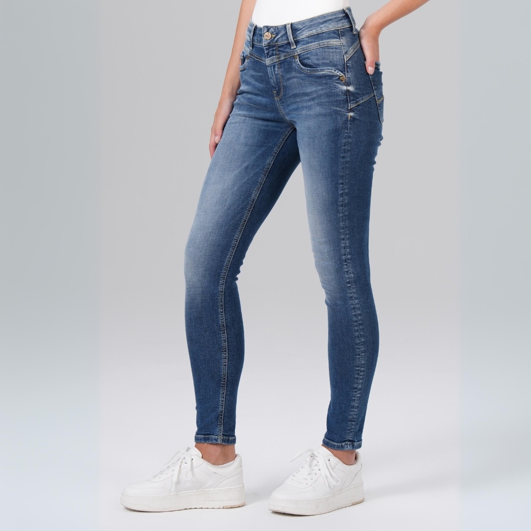 ELENA Skinny Fit (Crayon Blue)
