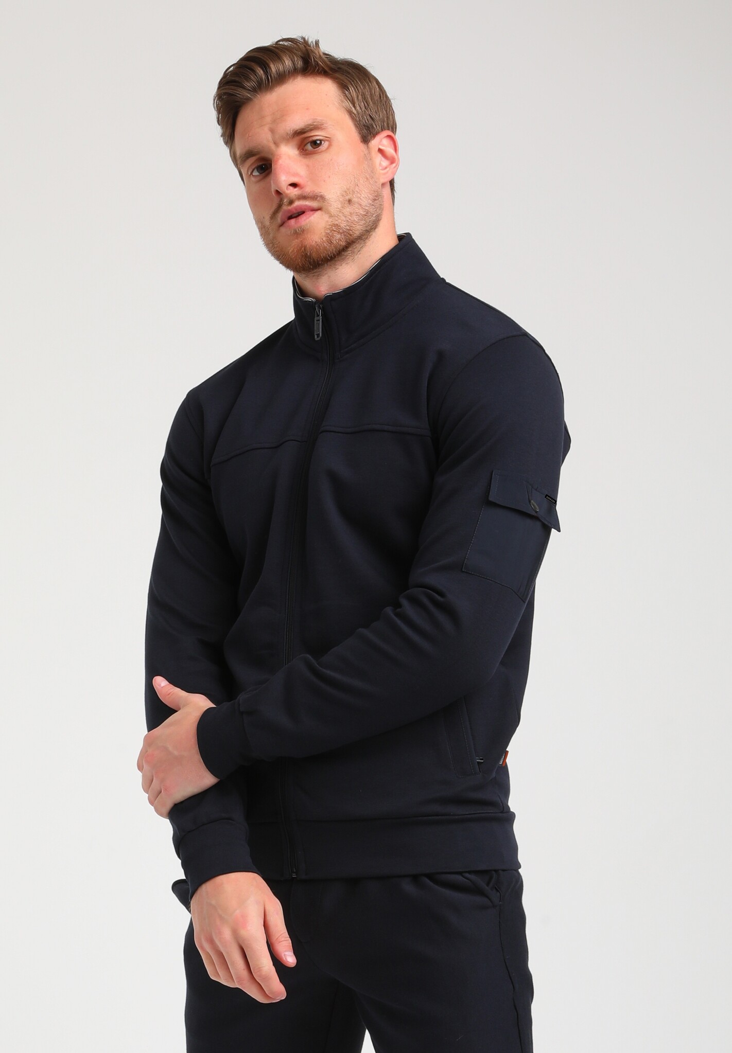 424752 VESTEN (NAVY)