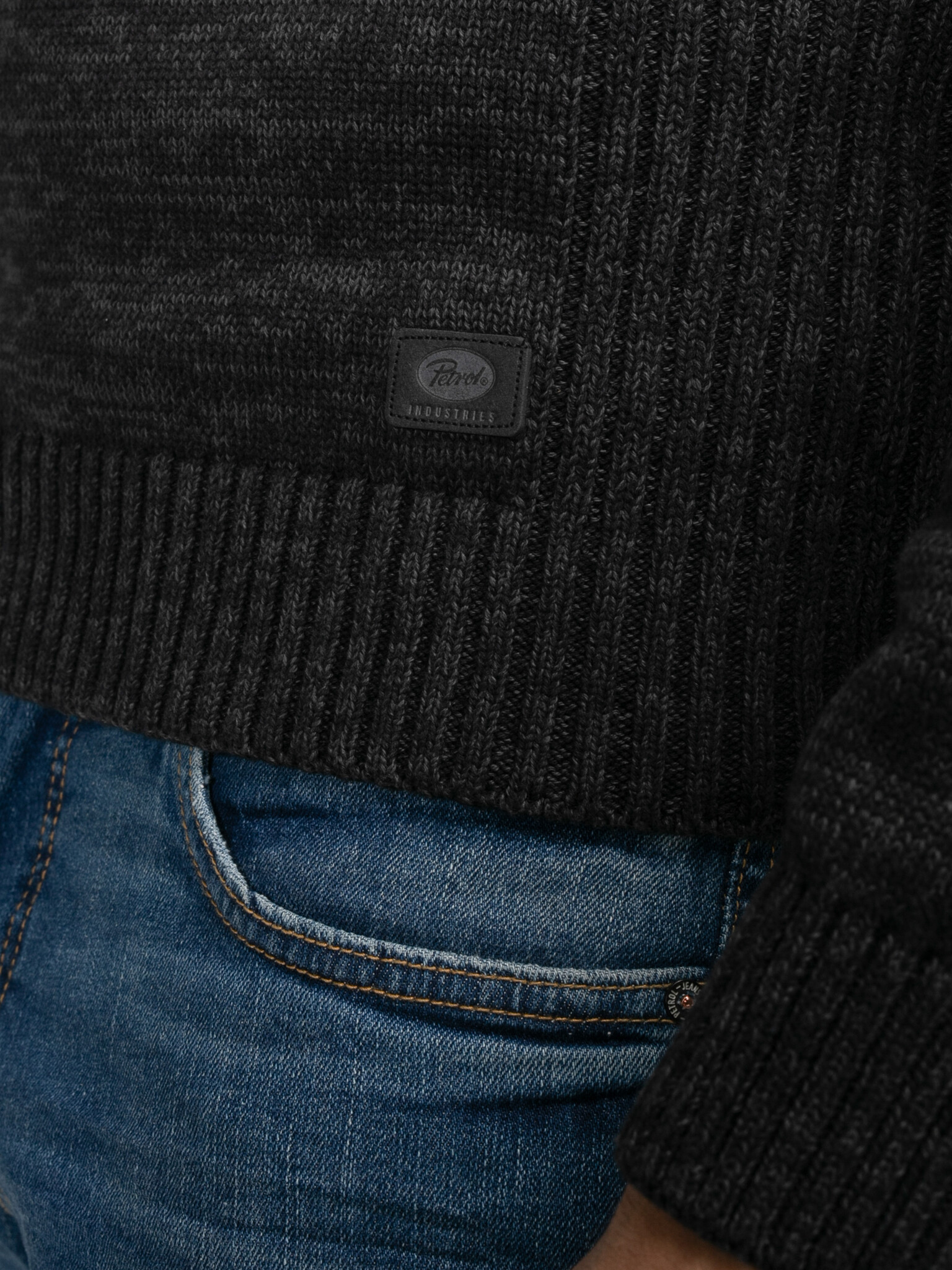 M-3040-KWC206 Men Knitwear Collar (9091 Dark Black)