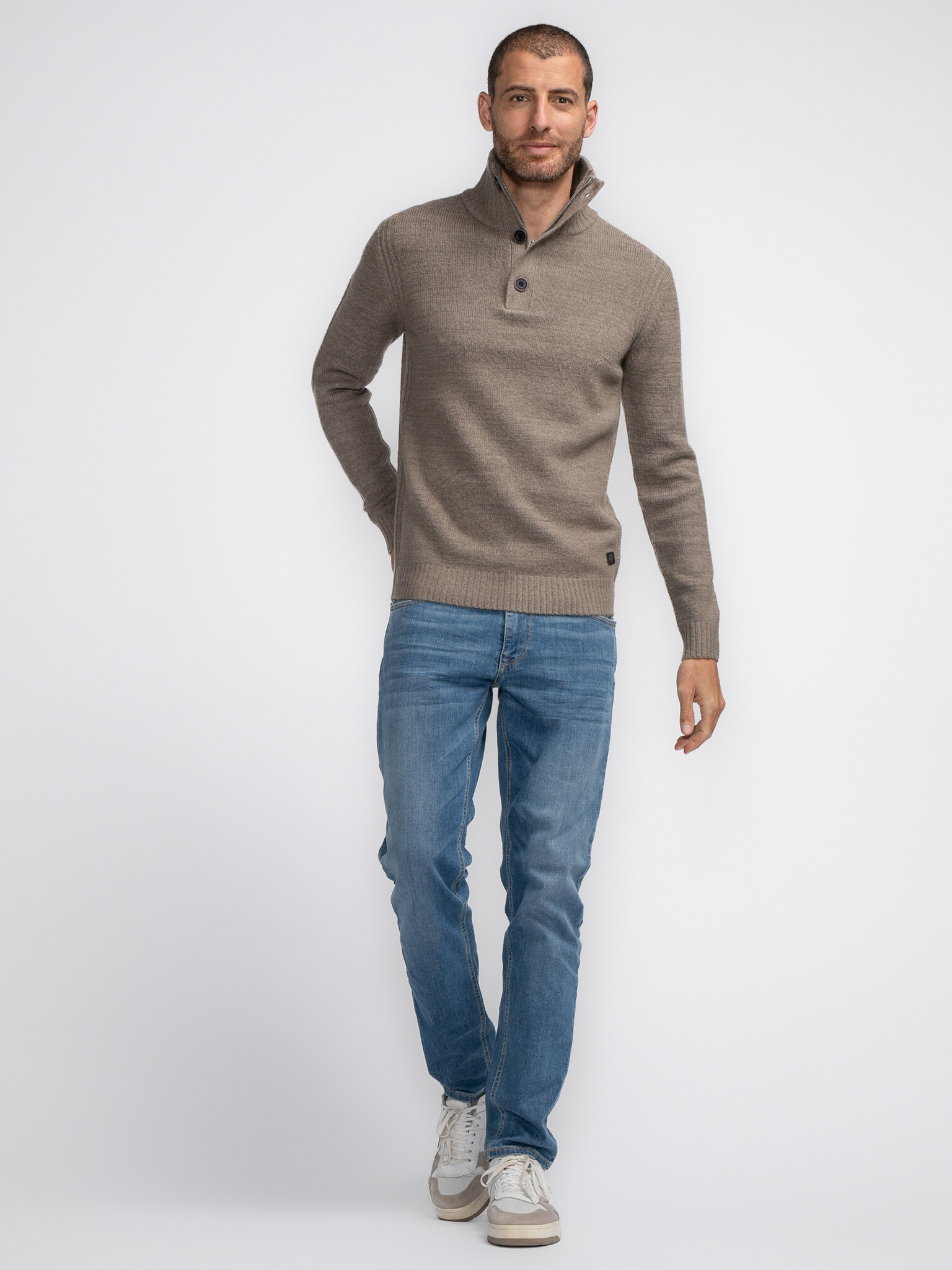 M-3040-KWC217 (7141)