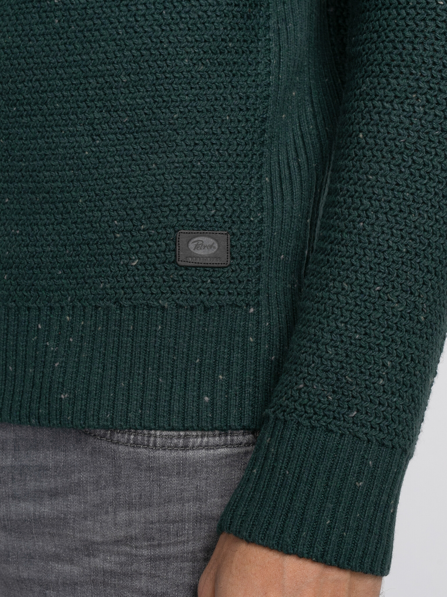 M-3040-KWC226 (6089)