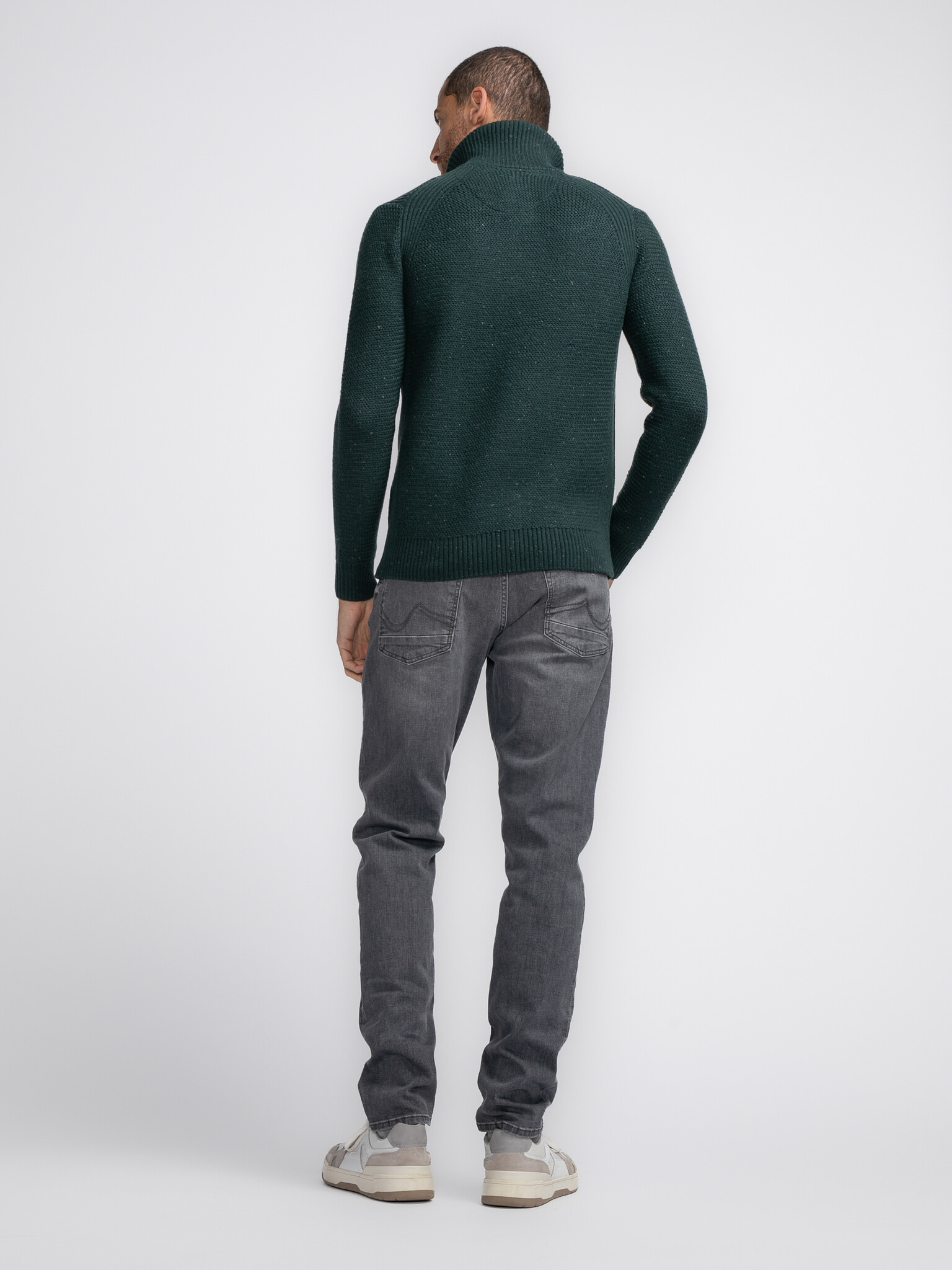 M-3040-KWC226 (6089)