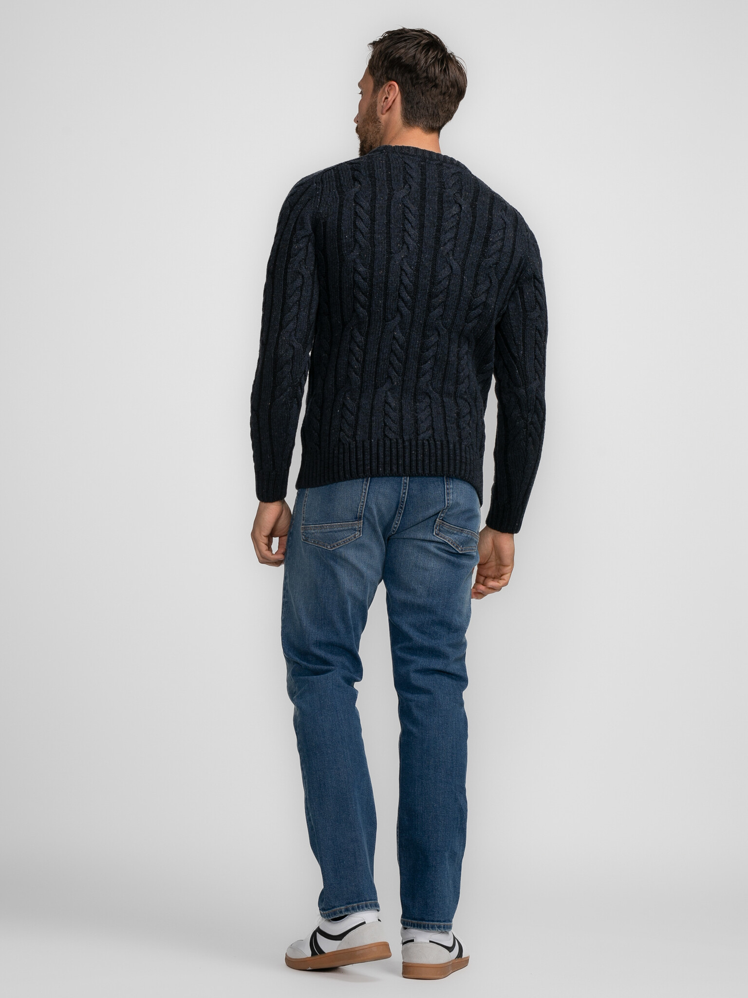 M-3040-KWR247 Men Knitwear Round Neck Basic (5120 Sky Captain)