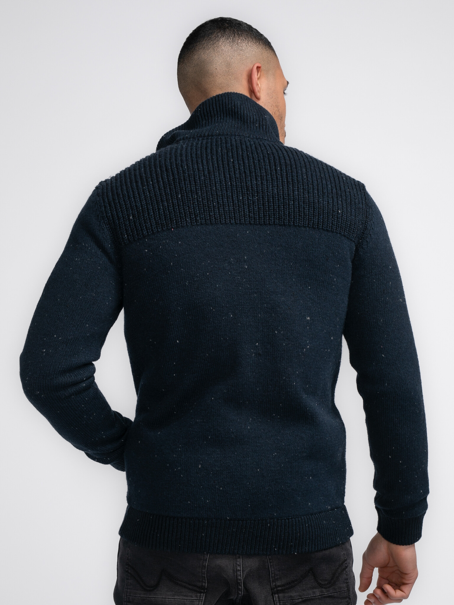 M-3040-KWC283 (5120)