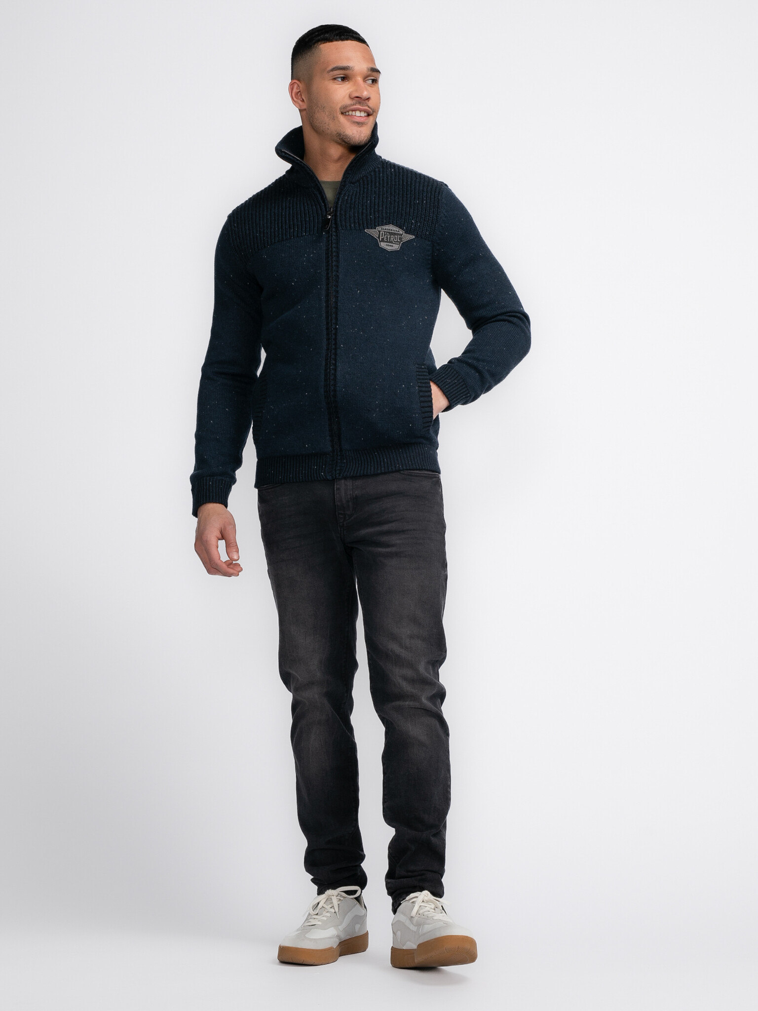 M-3040-KWC283 (5120)