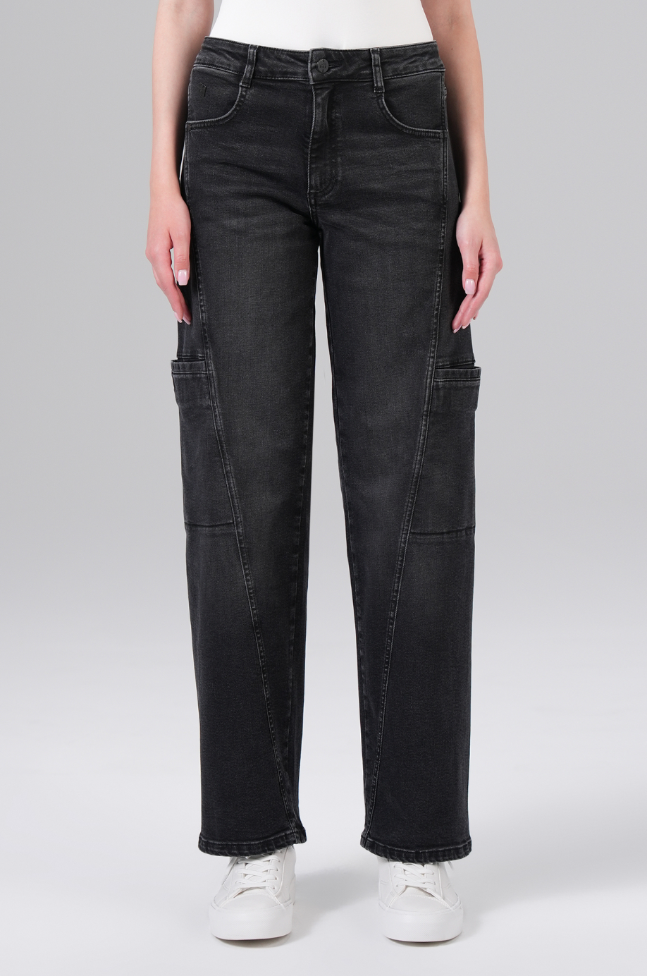 NOVA Wide Leg Fit (Coming Black)