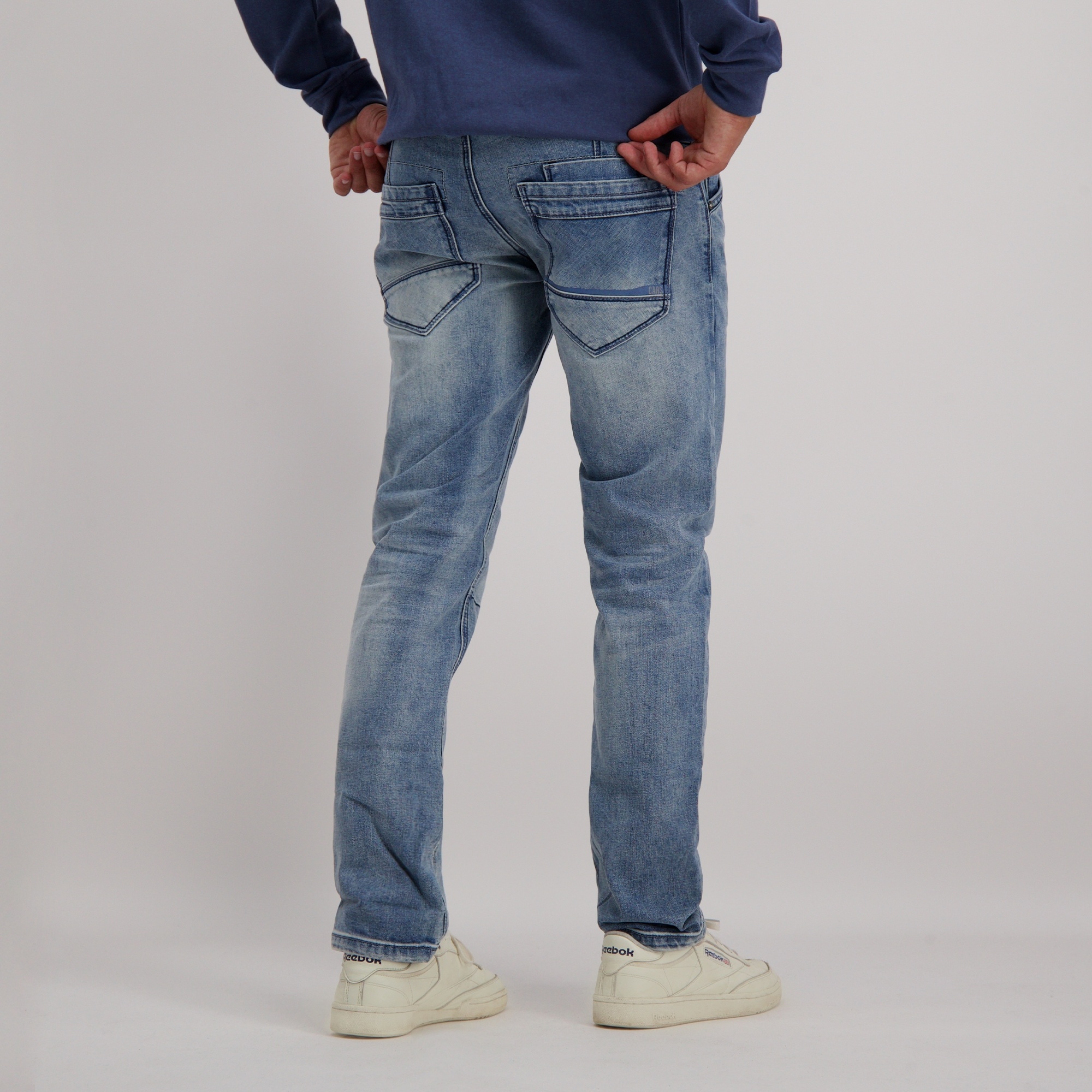 YARETH Tapered Str. Blue Used Milford Wash