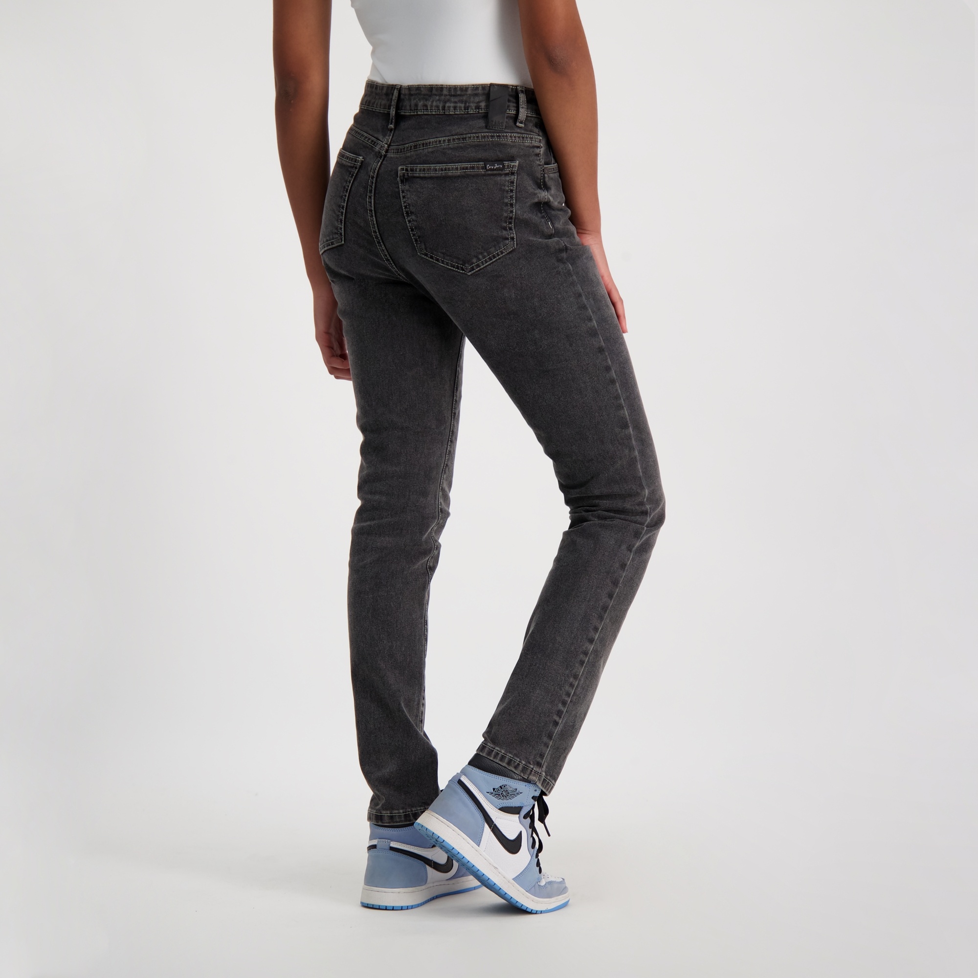 ISALIE Den. Grey Used