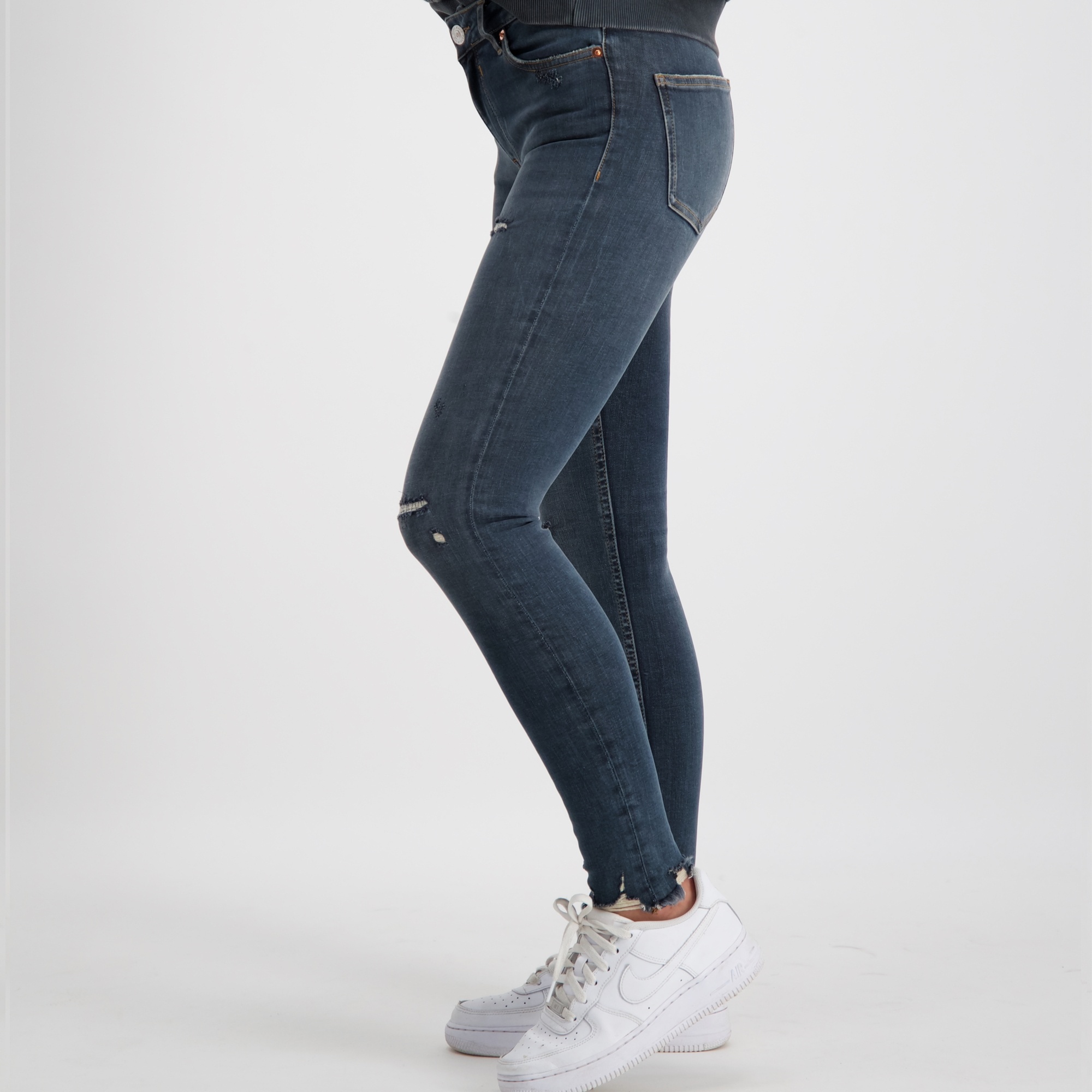 ELIF Skinny Dirty Used