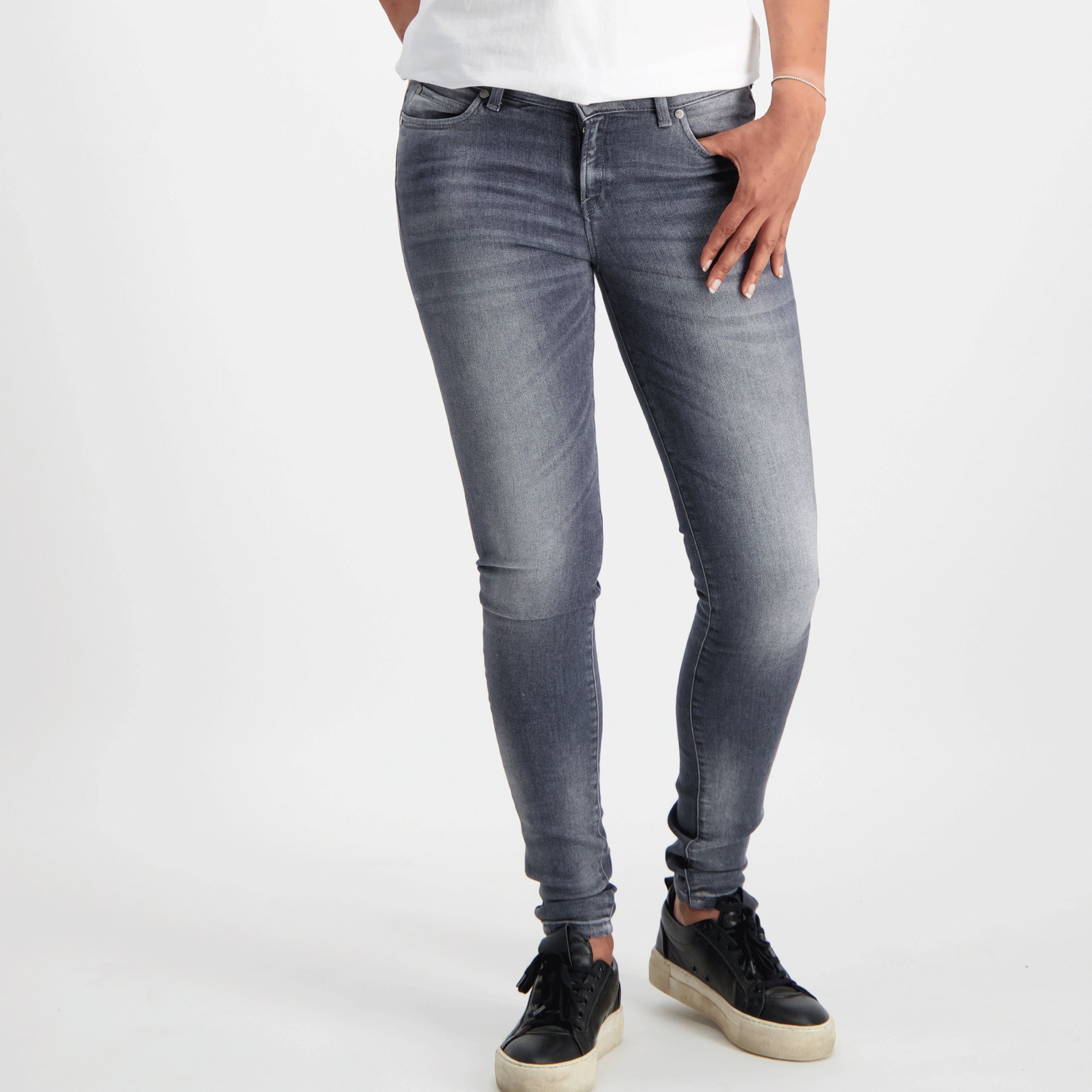 CELESTA Skinny Den.GREY USED