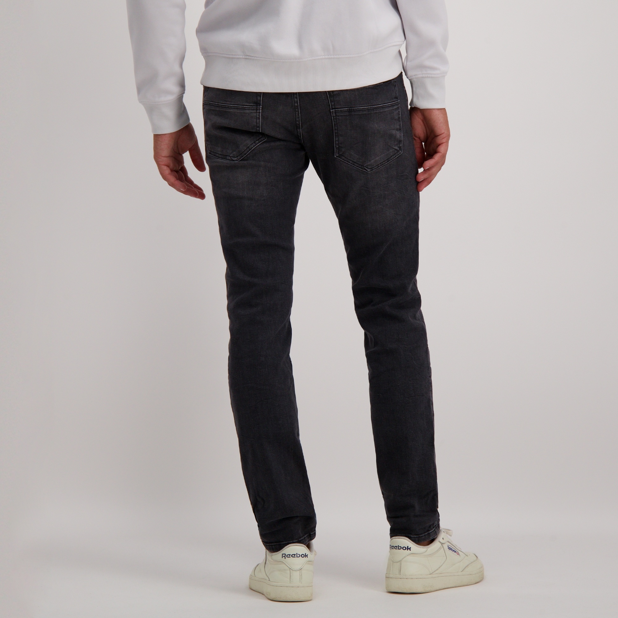 BATES Damage Black Used