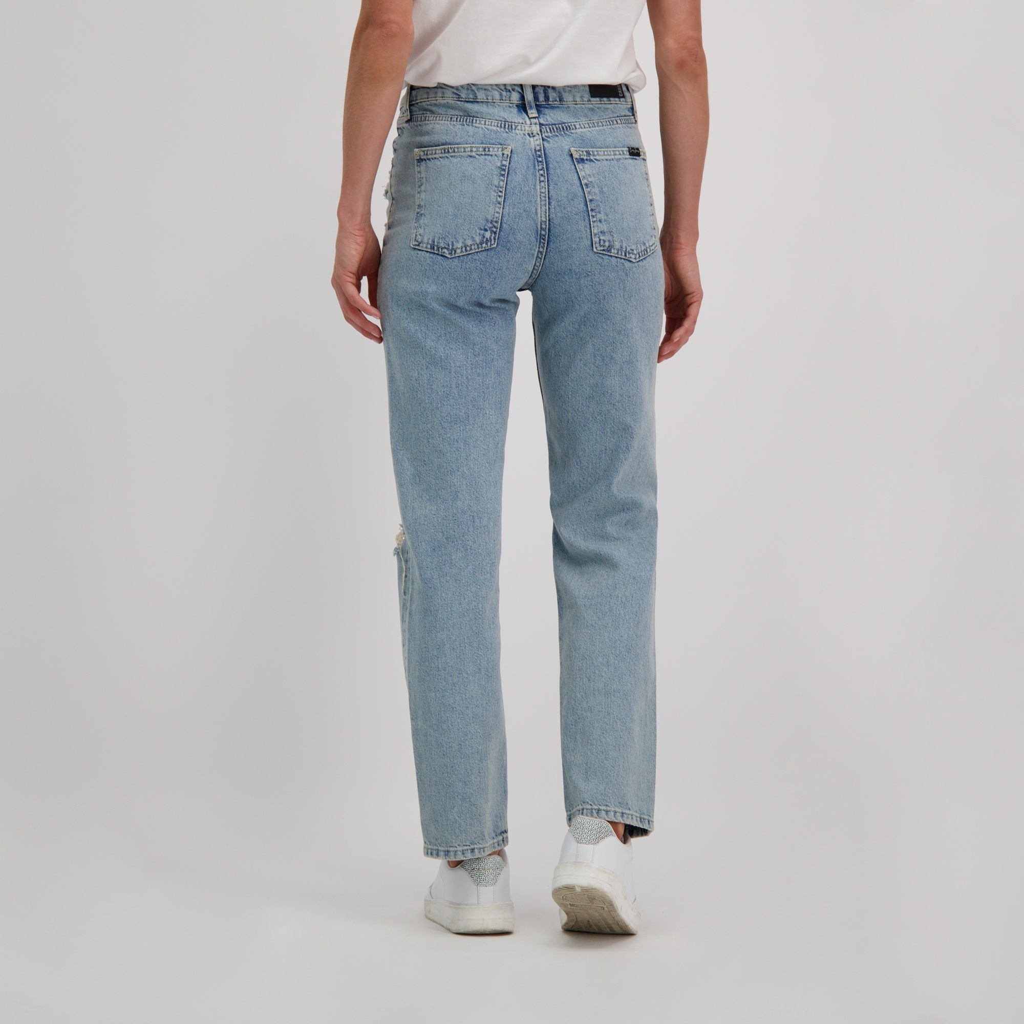 AMBER Denim Destroyed Bleached