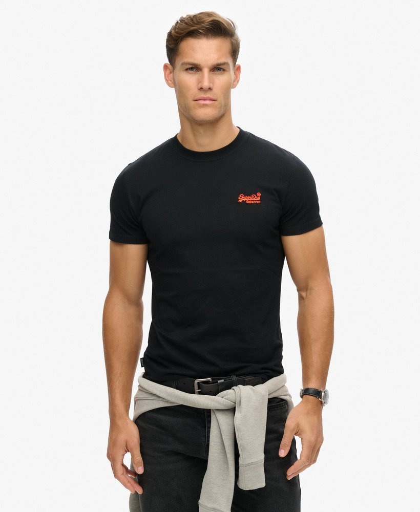ESSENTIAL LOGO EMB TEE (Black Hazard Orange)
