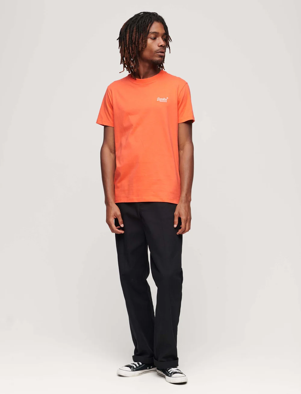 ESSENTIAL LOGO EMB TEE (Sunburst Coral)