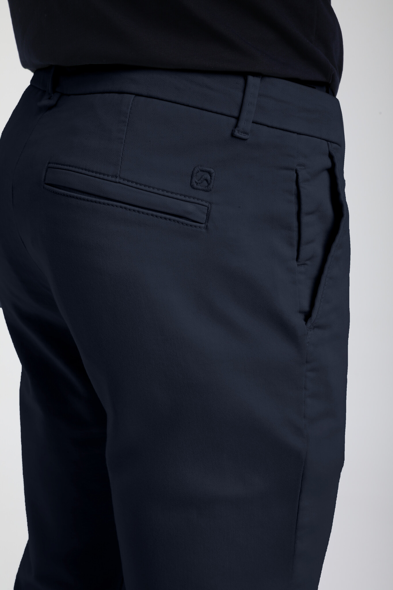 825583 Chino Pant (Navy)