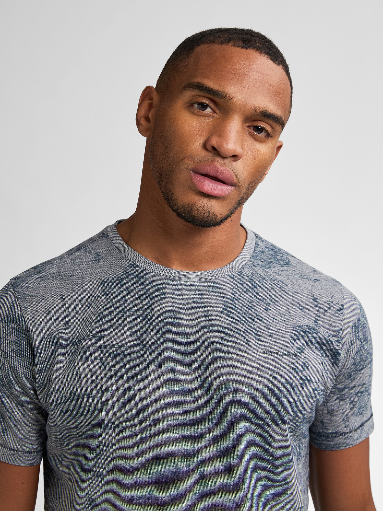 M-1050-TSR650 MEN TSHIRT SS AOP (5178)