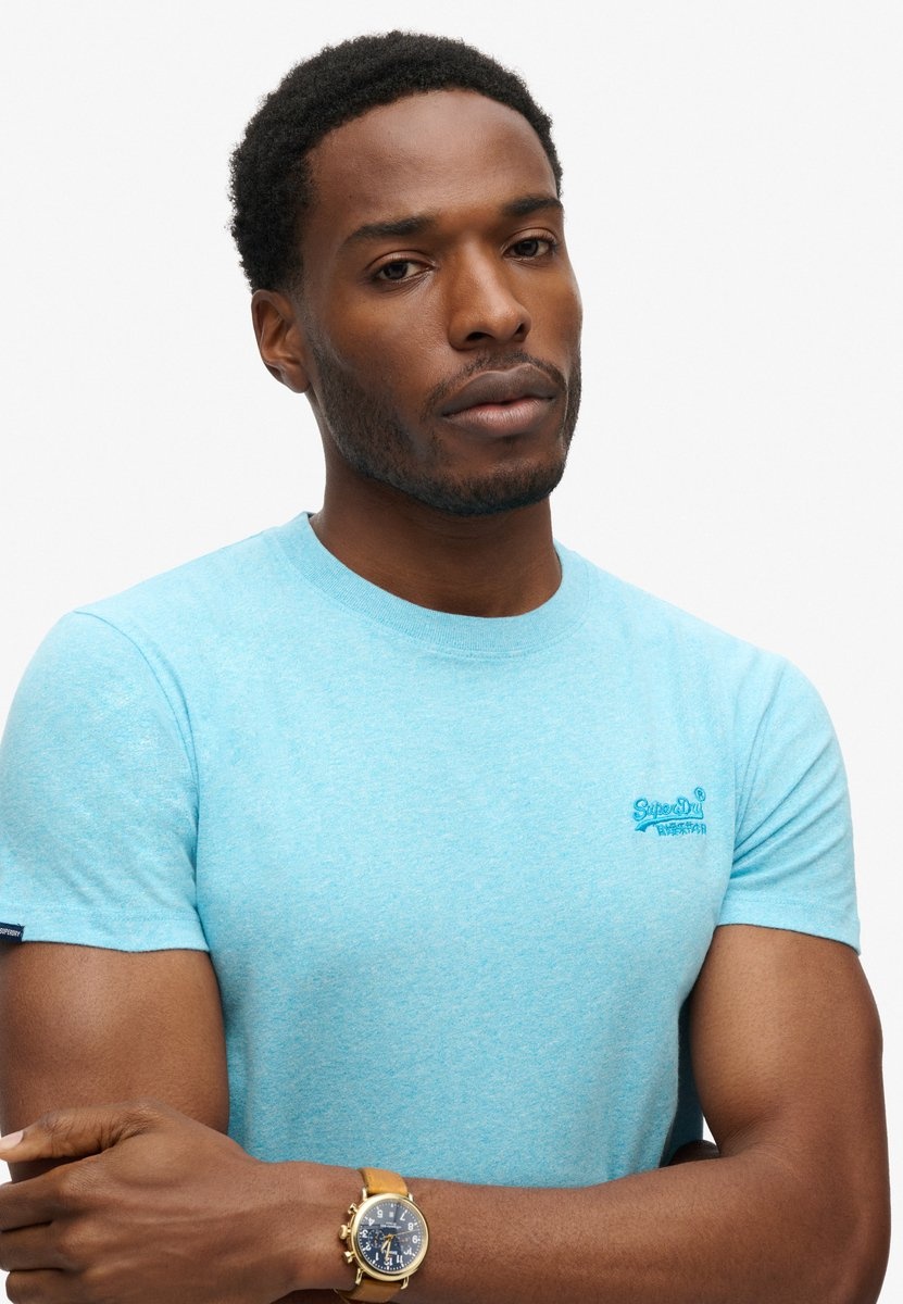 ESSENTIAL LOGO EMB TEE (TURQUOISE)